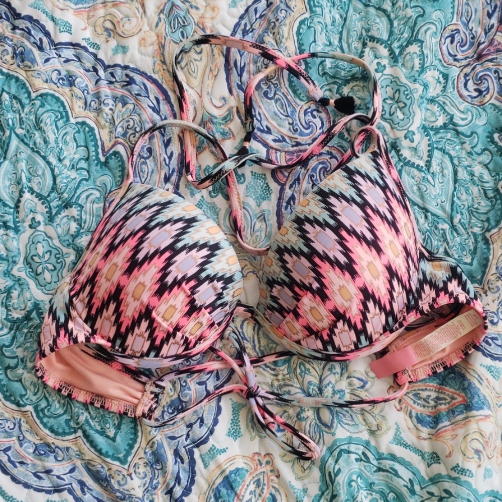 Bikini top